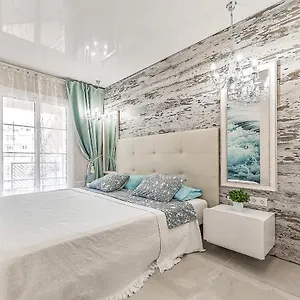 https://apartment-orlando-wave.adeje-hotels.com